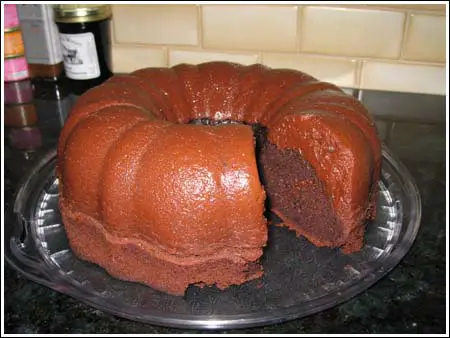 Chocolate Cheesecake Bundt Cake