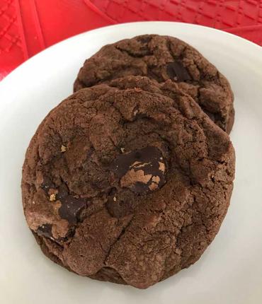 Martha Stewart Chocolate Chip Cookies (With Video)