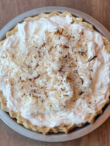 Basic Coconut Cream Pie recipe that calls for 3 cups milk.