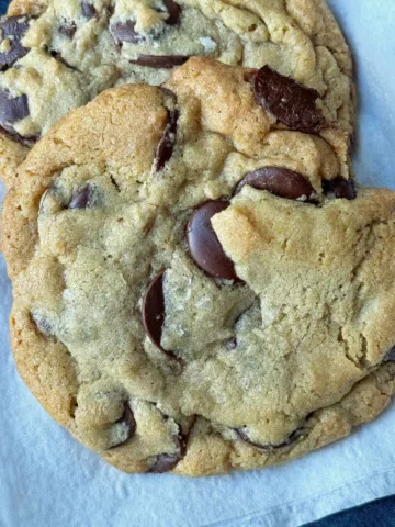 Jacques Torres secret chocolate chip cookie recipe copycat