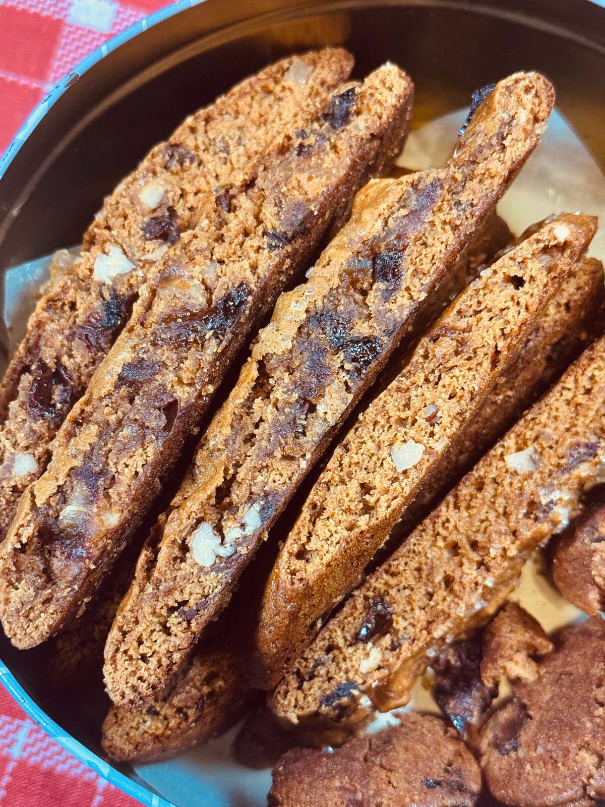 lunchbox Hermits aka Vegan Hermit Cookies in a tin.