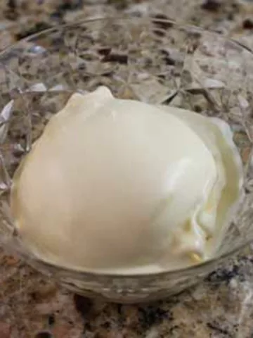 Homemade Vanilla Ice Cream