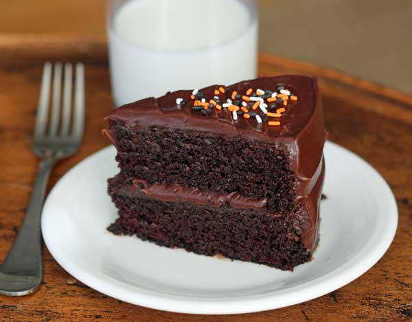 Mini Chocolate Cake - For the Love of Gourmet