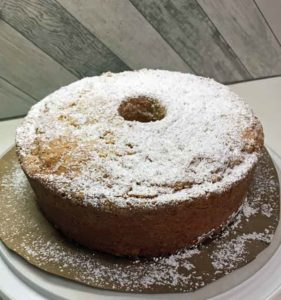 removable bottom tube pan pound cake