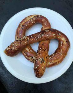 sourdough discard pretzels