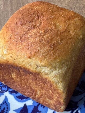 Low carb keto bread made with oat fiber or bamboo fiber.