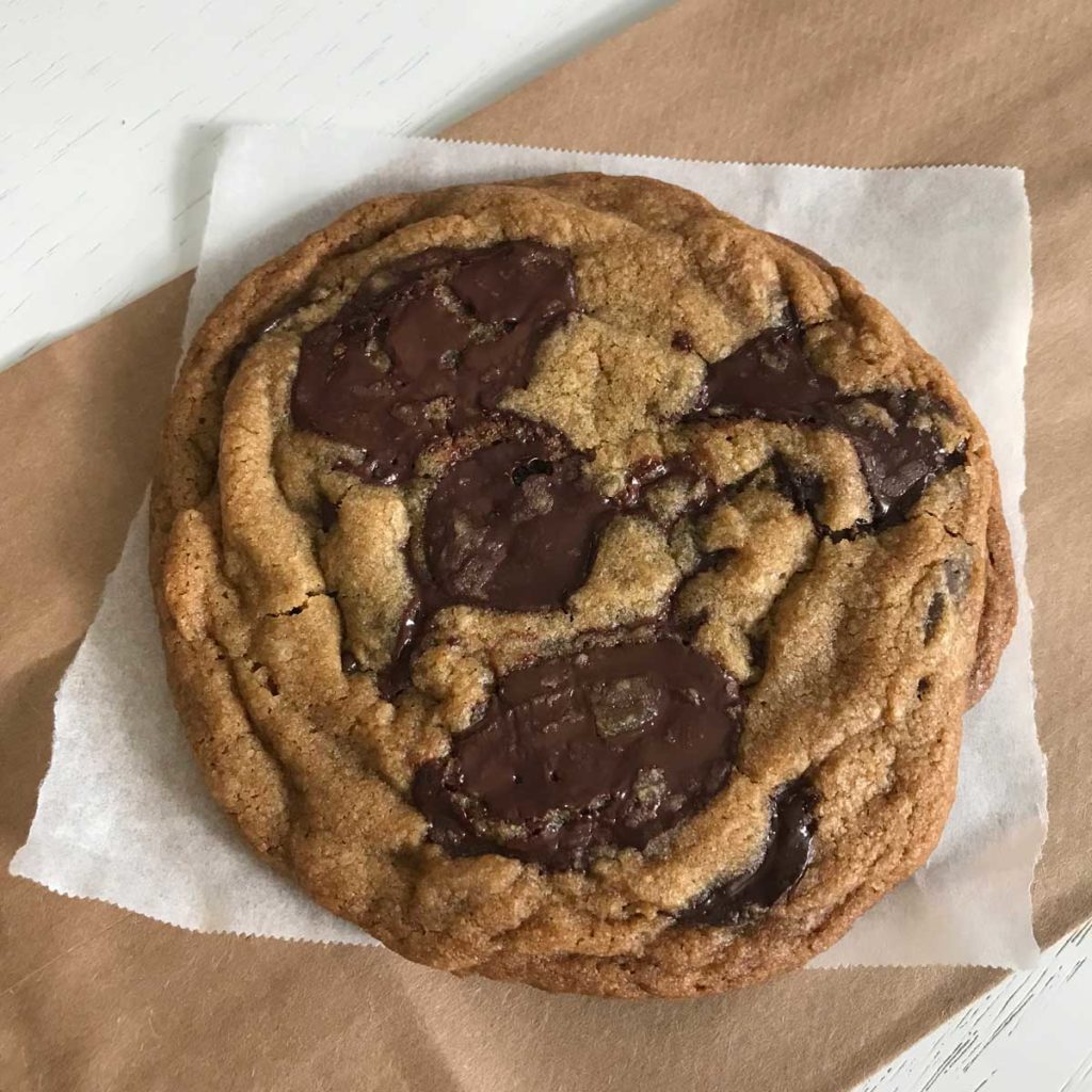 Bouchon Bakery Style Chocolate Chip Cookies - Cookie Madness