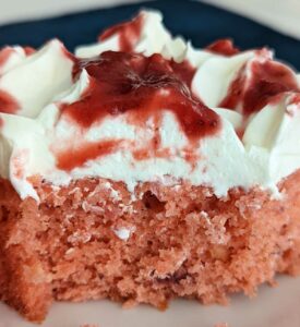 Strawberry Cake with Fluffy Pudding Frosting