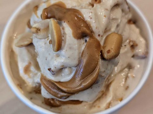 https://www.cookiemadness.net/wp-content/uploads/2022/06/easy-peanut-butter-ice-cream1200-500x375.jpg