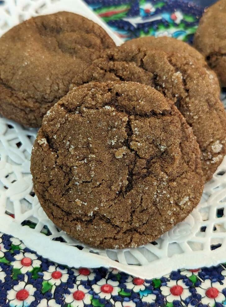 Blackstrap Molasses Cookies - Cookie Madness