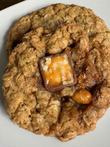 Browned Butter Oatmeal Snickers Cookies