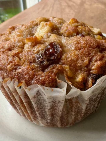 Apple Spice Cake Muffin