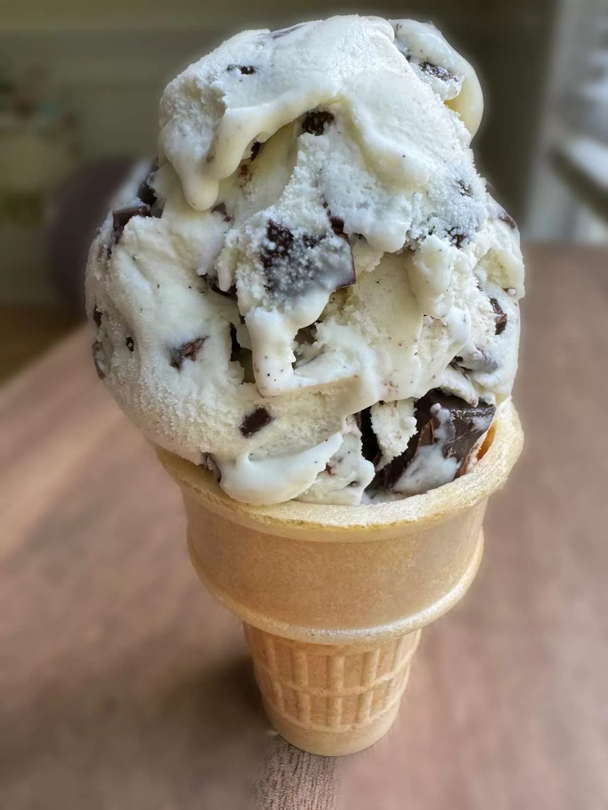 No-Egg Chocolate Chunk Ice Cream  made with xanthan gum.