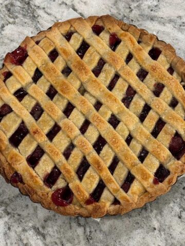 A simple fruit crostata with an easy to work with dough.