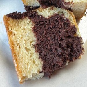 An easy vegan marble cake recipe with a soft and moist texture from tofu.