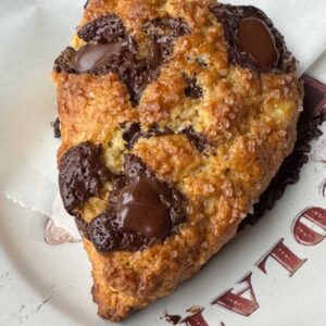 The best cream cheese scones with chocolate chunks