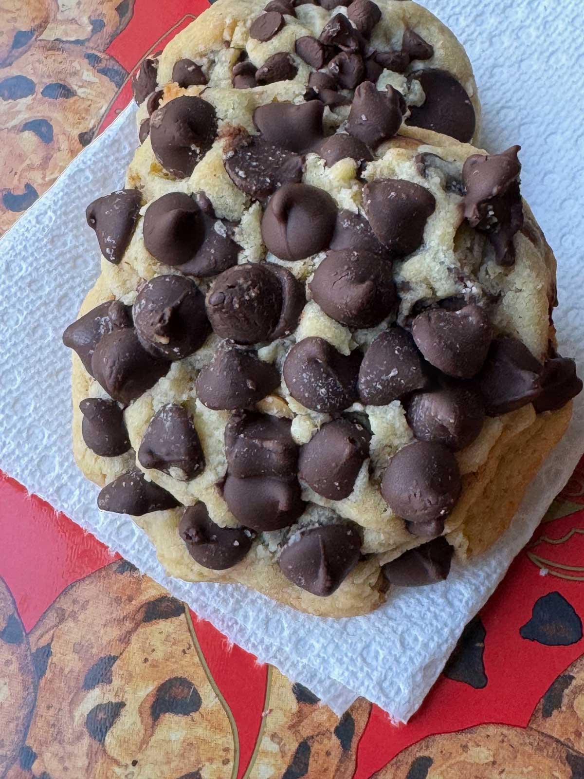 Macadamia Nut Chocolate Chip Cookies